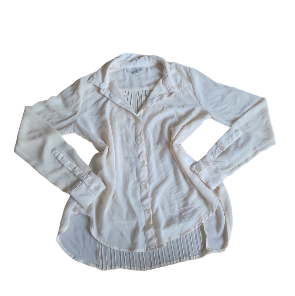 Olive And Oak Womens Off White Beige Button Up Blouse Top With Ruffle Back